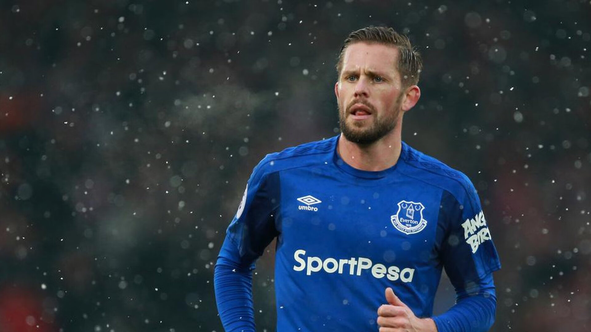 九游体育官网-中超球队前锋个人能力训练加强，中国足球某前锋